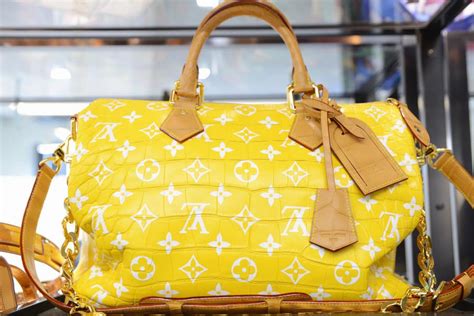 borsa louis vuitton da 1 milione di euro|La Speedy di Louis Vuitton, borsa icona da 1 milione di dollari.